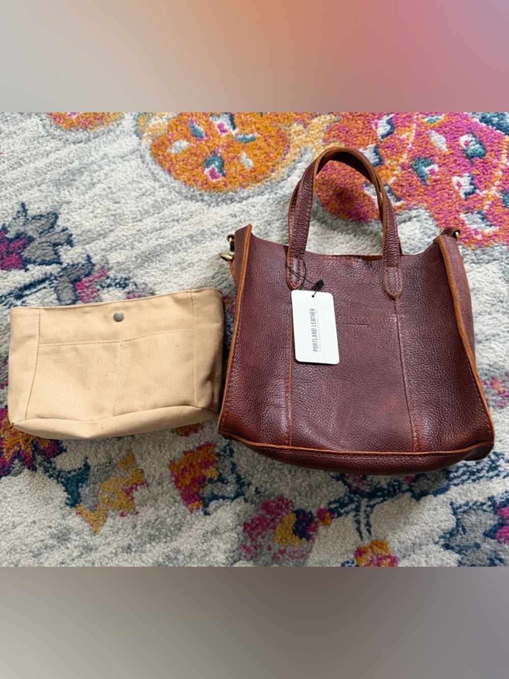 Portland Leather Lola Crossbody tote - Picture 5 of 5